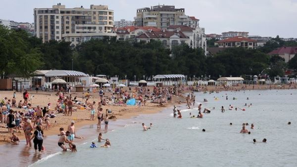 Гидрометцентр сообщил, на каком курорте России самое теплое море